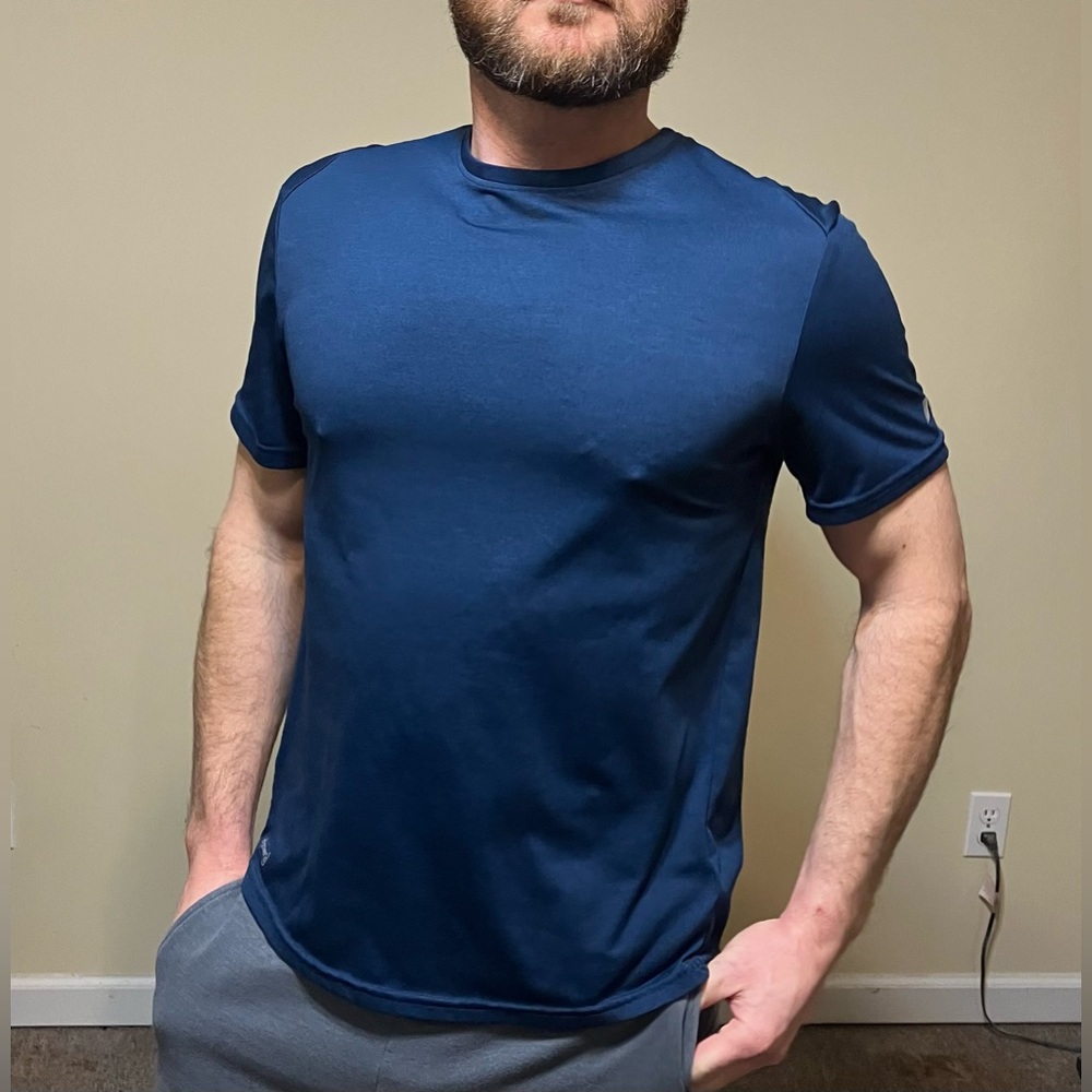 Russell training shirt medium